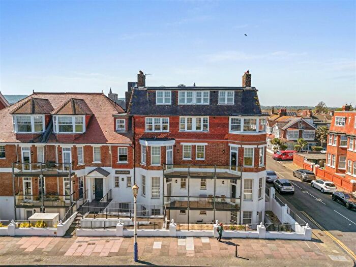 2 Bedroom Flat For Sale In Royal Parade, Eastbourne, BN22