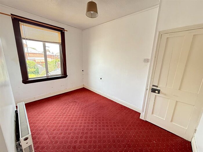 2 Bedroom Terraced House To Rent In Cambridge Street, West Bromwich, B70