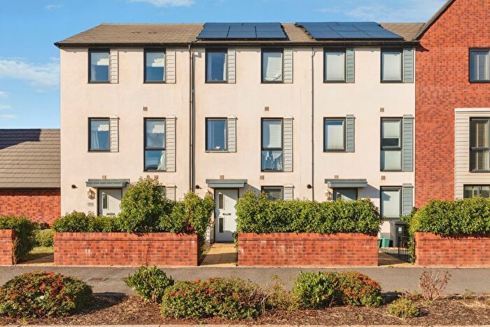 3 Bedroom Terraced House For Sale In Dowsell Way, Yate, Bristol, BS37