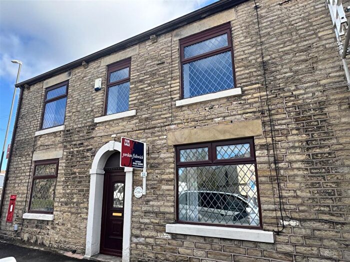 3 Bedroom Terraced House For Sale In Woolley Bridge, Hadfield, Glossop, SK13