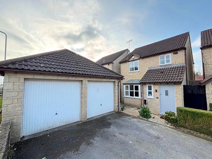 3 Bedroom Detached House For Sale In Burchill Close, Clutton, Bristol, BS39