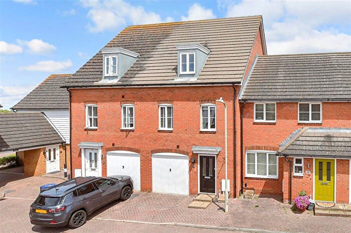 3 Bedroom Town House For Sale In Aurelie Way, Whitstable, Kent, CT5