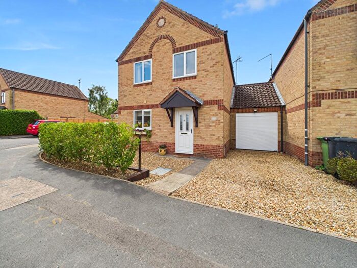 3 Bedroom Link Detached House For Sale In Sandpit Road, Thorney, Peterborough, PE6