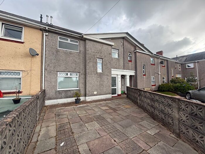 3 Bedroom Terraced House For Sale In Powys Gardens, Swansea, SA1