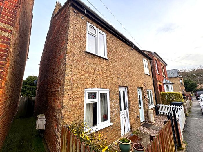 2 Bedroom House To Rent In Duke Street, Aspley Guise, Milton Keynes, MK17