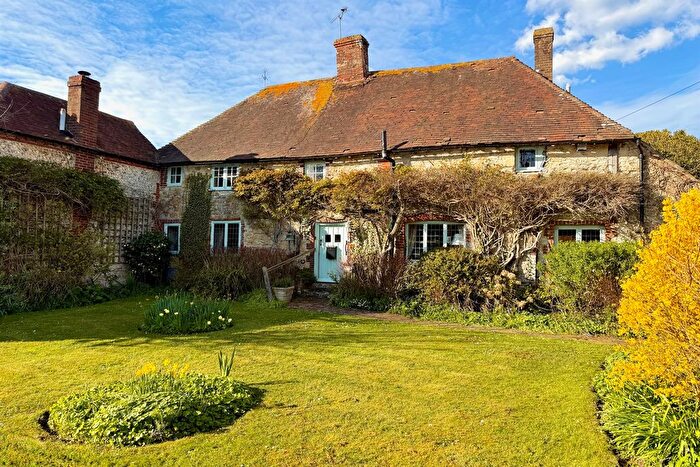 3 Bedroom Detached House For Sale In The Alley, Amberley, West Sussex, BN18