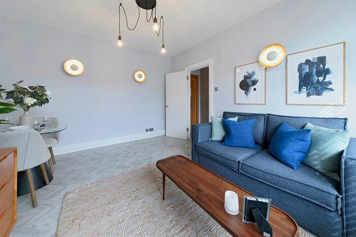 1 Bedroom Flat To Rent In Sloane Street, London, SW1X