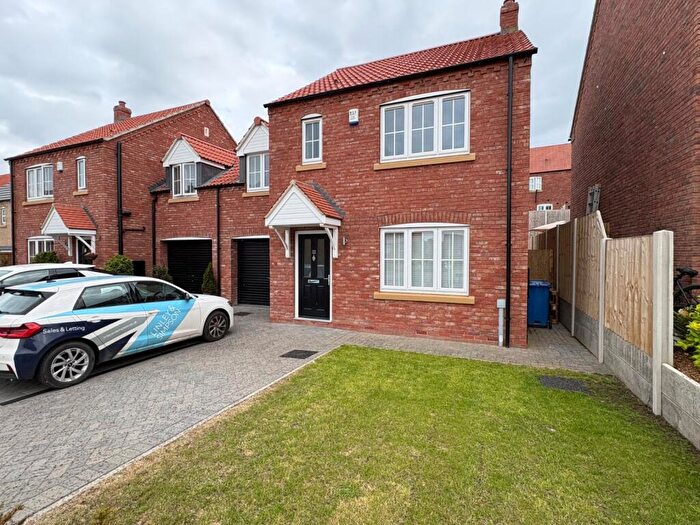 3 Bedroom Semi-Detached House To Rent In Sykes Croft, Kirk Ella, Hull, East Riding Of Yorkshi, HU10