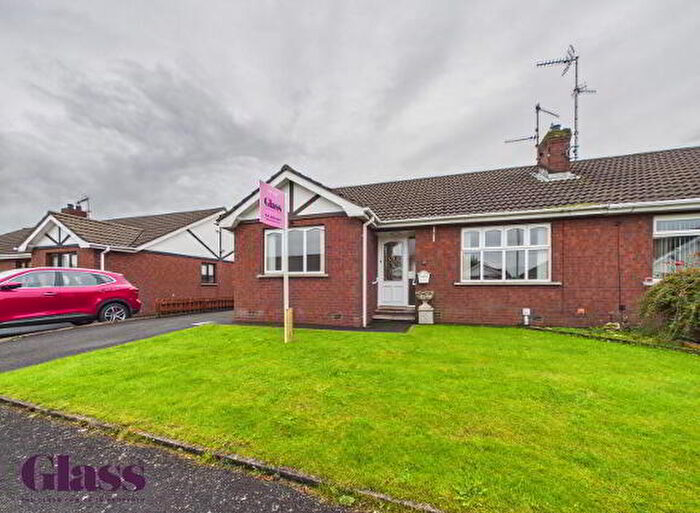 3 Bedroom Semi-Detached Bungalows To Rent In Thornhill Park, Craigavon, BT66