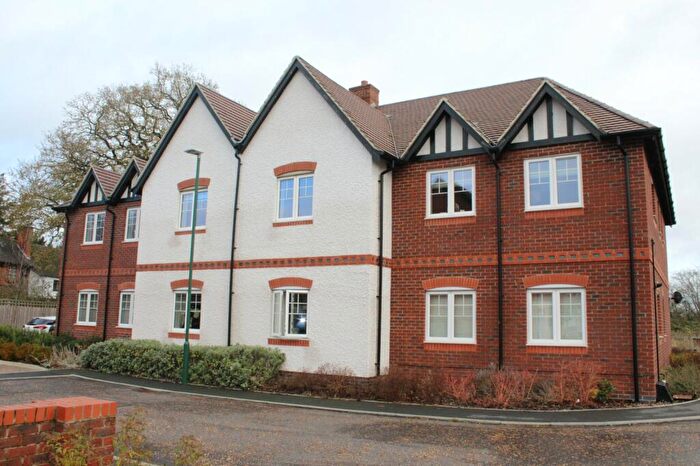 2 Bedroom Flat To Rent In Drovers Close, Balsall Common, Coventry, West Midlands, CV7