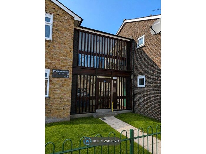 2 Bedroom Flat To Rent In Eynsham Drive, London, SE2