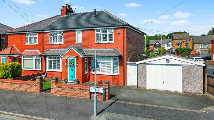4 Bedroom Semi-Detached House For Sale In Ainsworth Road, Dentons Green, WA10