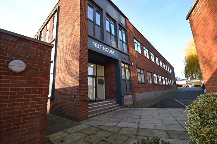 1 Bedroom Apartment For Sale In Laporte Way, Luton, Bedfordshire, LU4