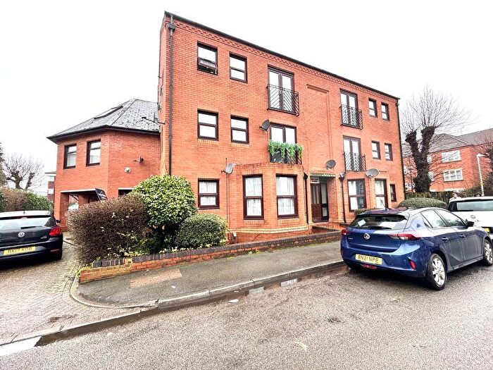 2 Bedroom Apartment For Sale In Dugdale House, Nuneaton, CV11