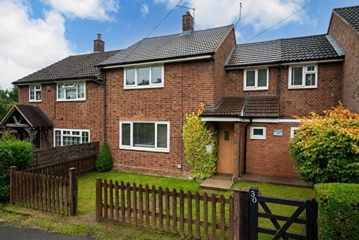 3 Bedroom Terraced House For Sale In Glebe Cottages, Hatfield, AL9