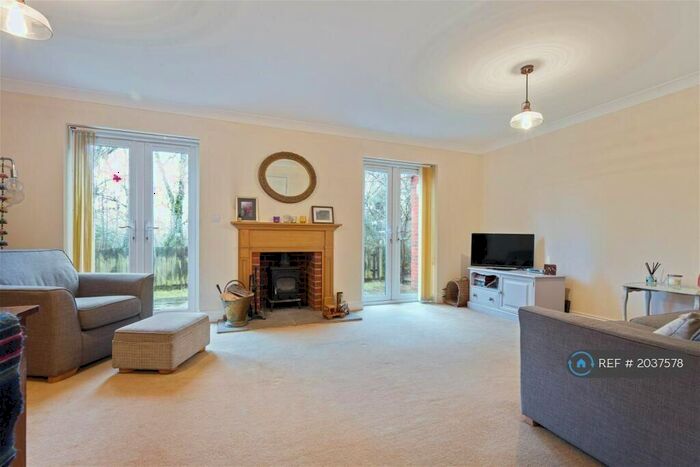 3 Bedroom Detached House To Rent In Hindon Road, Dinton, Salisbury, SP3