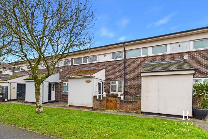2 Bedroom Terraced House For Sale In Brabazon Avenue, Wallington, SM6
