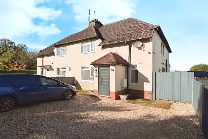 3 Bedroom Cottage To Rent In Green Lane, Farnham, GU10