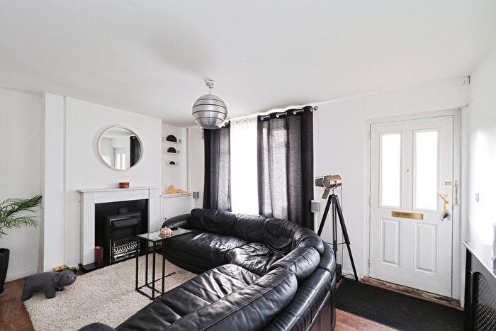 2 Bedroom Terraced House For Sale In Chesil Cottages, Nottingham, NG8