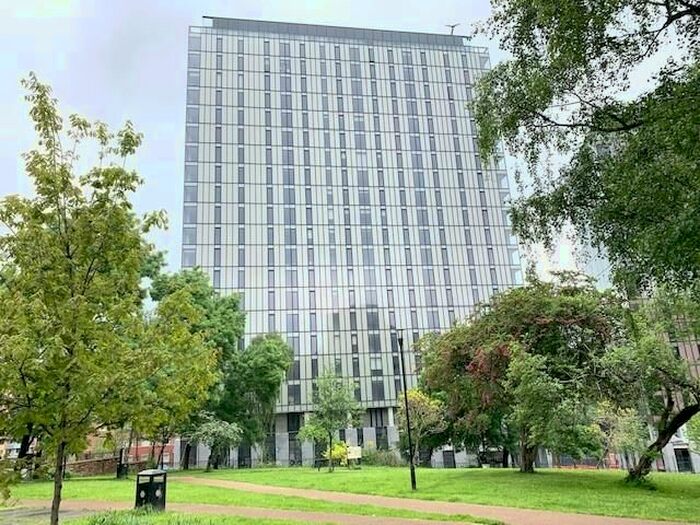 1 Bedroom Flat To Rent In Aspin Lane, Manchester, M4