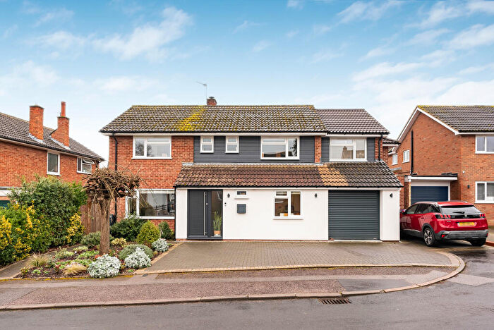 5 Bedroom Detached House For Sale In Manor Close, Ickleford, SG5