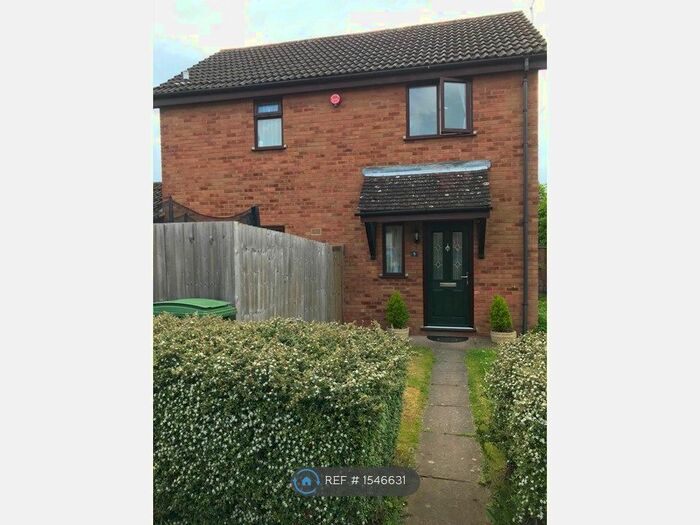 3 Bedroom Detached House To Rent In Broomlee, Milton Keynes, MK13