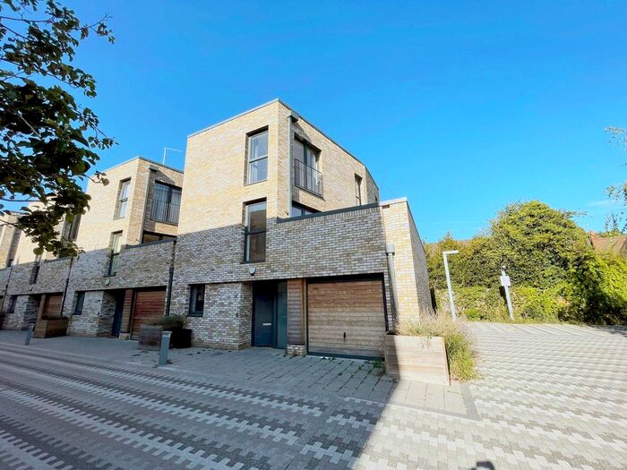 5 Bedroom End Of Terrace House To Rent In Beatrice Place, London, SW19