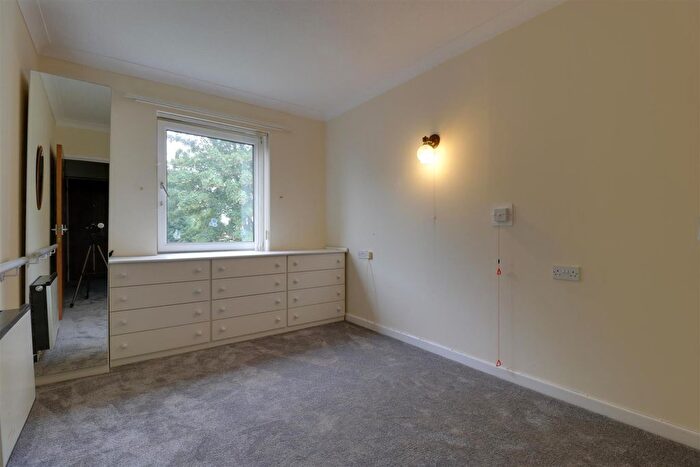 1 Bedroom Flat For Sale In Sandbach Road South, Alsager, Stoke-On-Trent, ST7