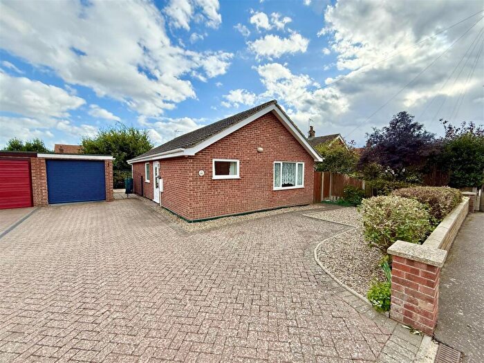 3 Bedroom Detached Bungalow For Sale In Staithe Road, Martham, NR29