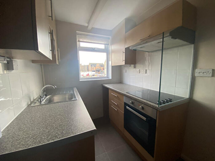 1 Bedroom Terraced House To Rent In Skinner Street, Gillingham, ME7