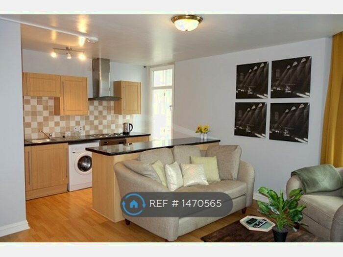 1 Bedroom Flat To Rent In Market Street, Aberdeen, AB11