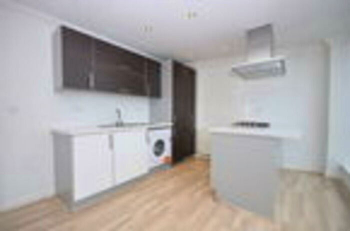 1 Bedroom Flat To Rent In St Marks Place, Dagenham, RM10