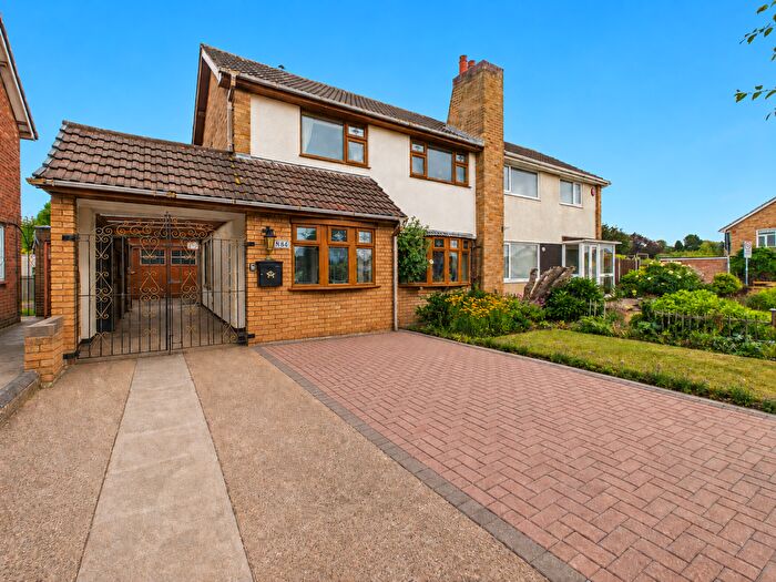 3 Bedroom Semi-Detached House For Sale In Argyle Street, Glascote, Tamworth, B77