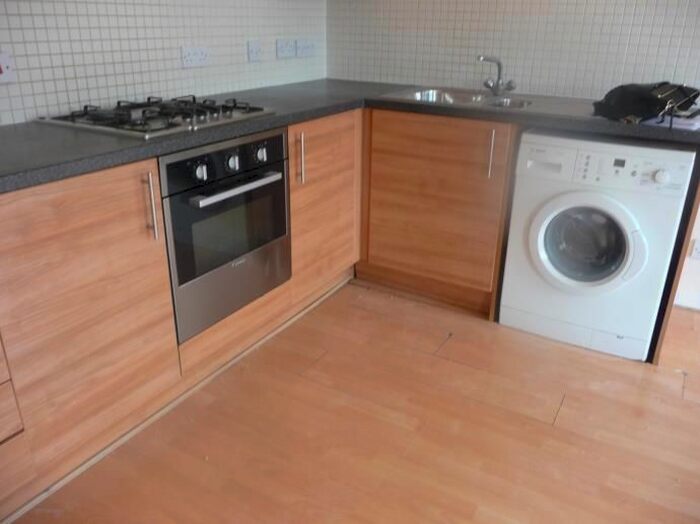 2 Bedroom Flat To Rent In Dalmarnock Drive, Glasgow, G40