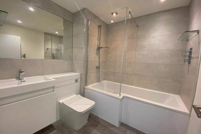 1 Bedroom Flat To Rent In Ashley Road, Altrincham, WA14