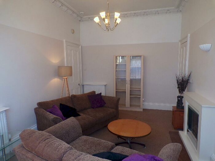 2 Bedroom Ground Maisonette To Rent In Holburn Street, Aberdeen, AB10