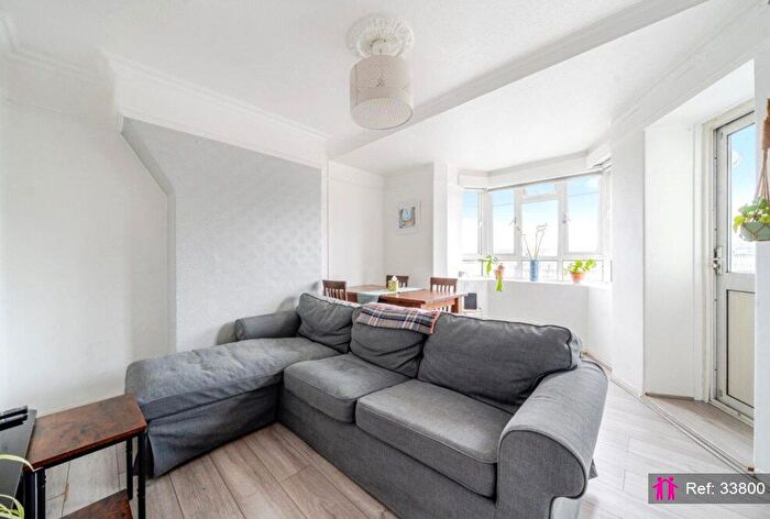 2 Bedroom Flat To Rent In India Way, London, W12