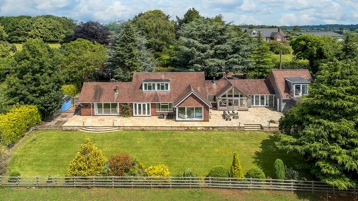 5 Bedroom Detached House For Sale In Burnaston, Derby, DE65