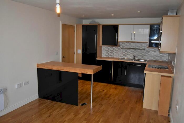 2 Bedroom Flat To Rent In Northwick Avenue, Worcester, Worcester, WR3