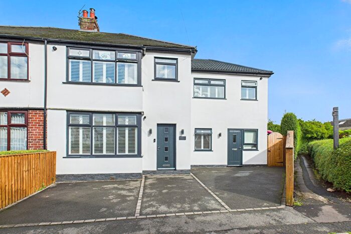 4 Bedroom Semi-detached House For Sale In Rosemeade Avenue, Lostock Hall, PR5