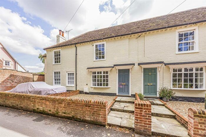 2 Bedroom Cottage To Rent In River Street, Westbourne, PO10