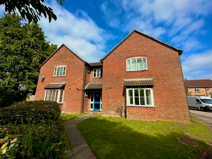 1 Bedroom Flat To Rent In Taverner Close, Sholing, SO19