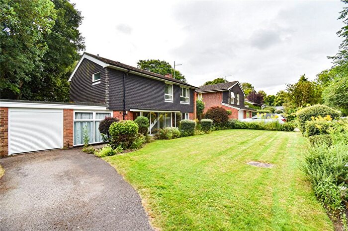 4 Bedroom Detached House To Rent In Spinney Drive, Great Shelford, Cambridge, CB22
