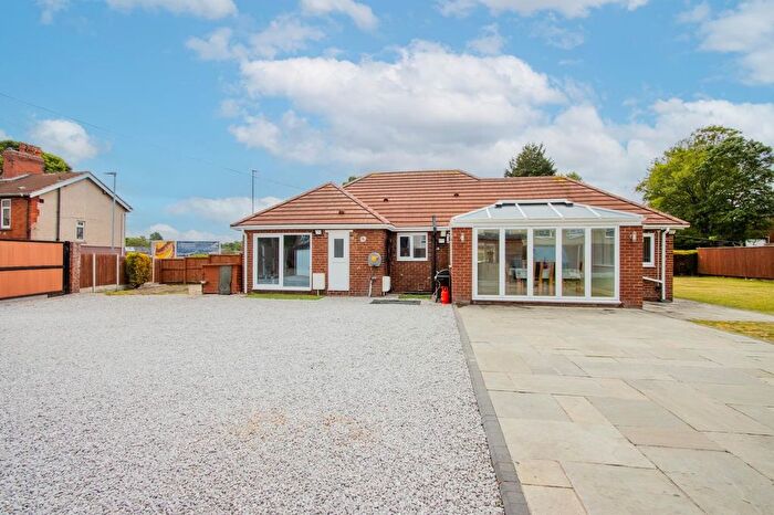 4 Bedroom Detached Bungalow For Sale In Dewsbury Road, Wakefield, WF2