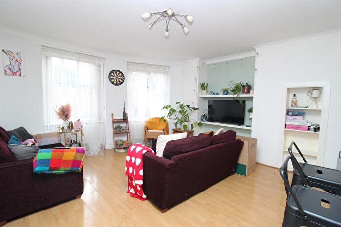 2 Bedroom Flat To Rent In Montpelier Road, Brighton, BN1