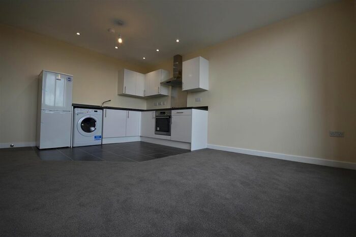 2 Bedroom Flat To Rent In St. Georges Retail Park, St. Georges Way, Leicester, LE1