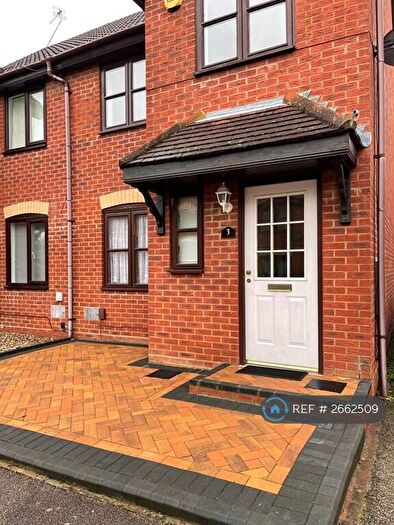3 Bedroom Semi-Detached House To Rent In Blansby Chase, Emerson Valley, Milton Keynes, MK4