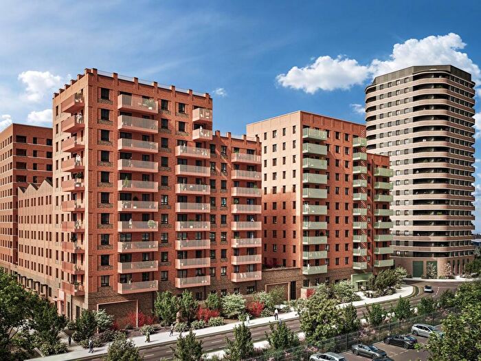 2 Bedroom Flat For Sale In Kent Avenue, Dagenham, RM9