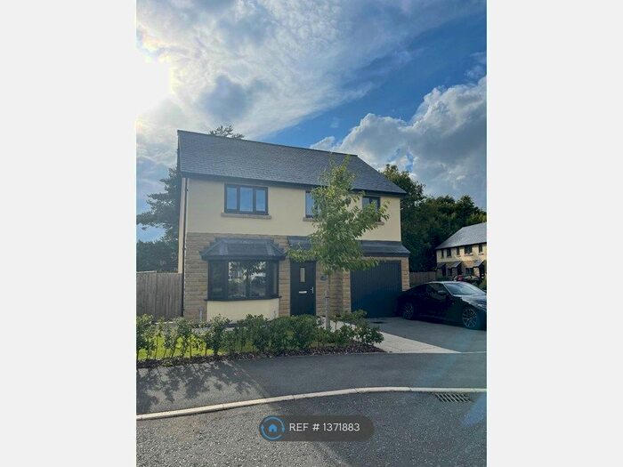 4 Bedroom Detached House To Rent In Hornby Road, Lancaster, LA2