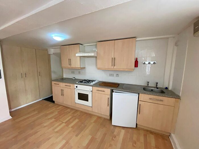 2 Bedroom Apartment To Rent In Town Street, Stanningley, Pudsey, LS28